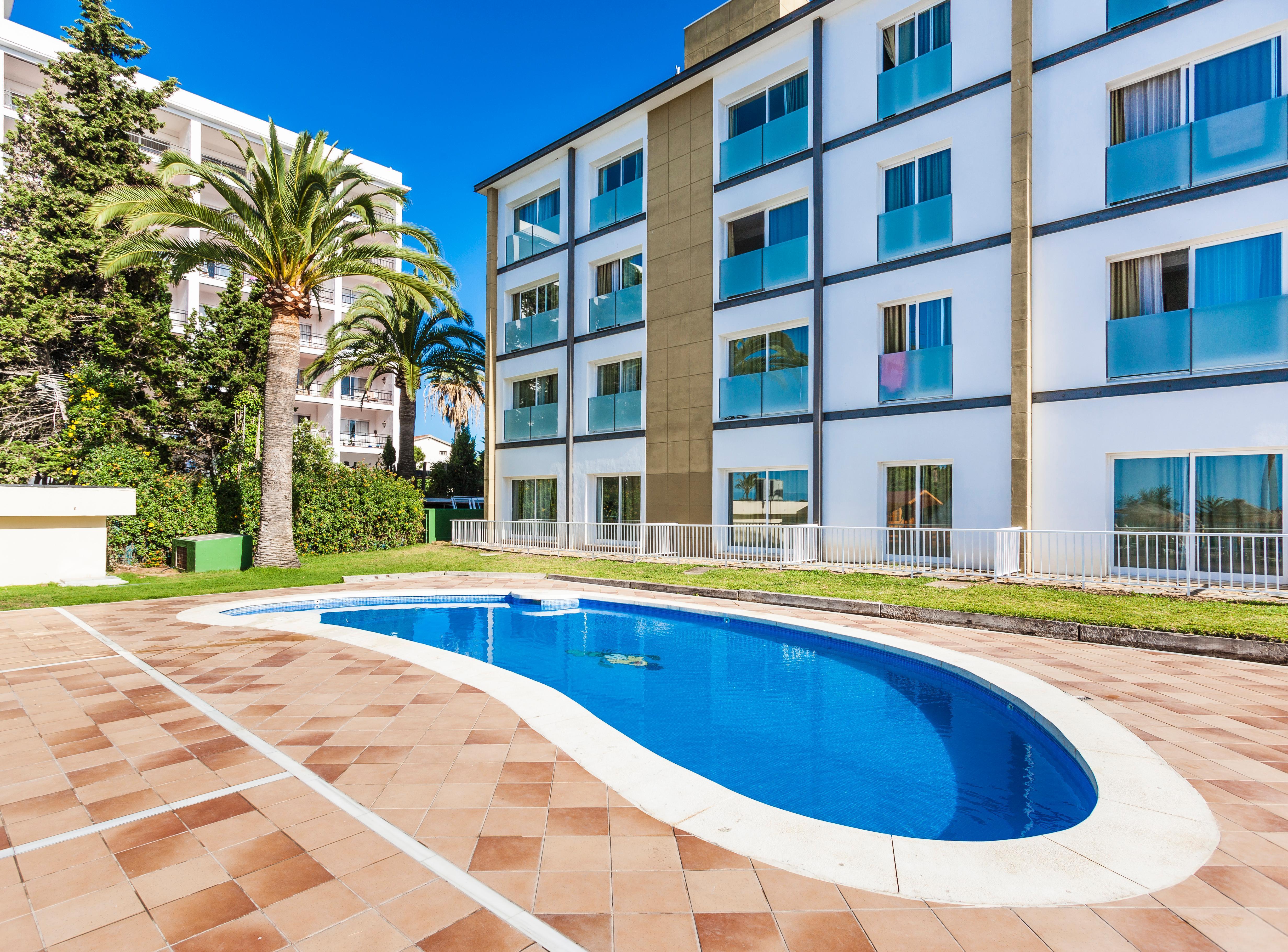 Globales Playa Estepona Exterior photo